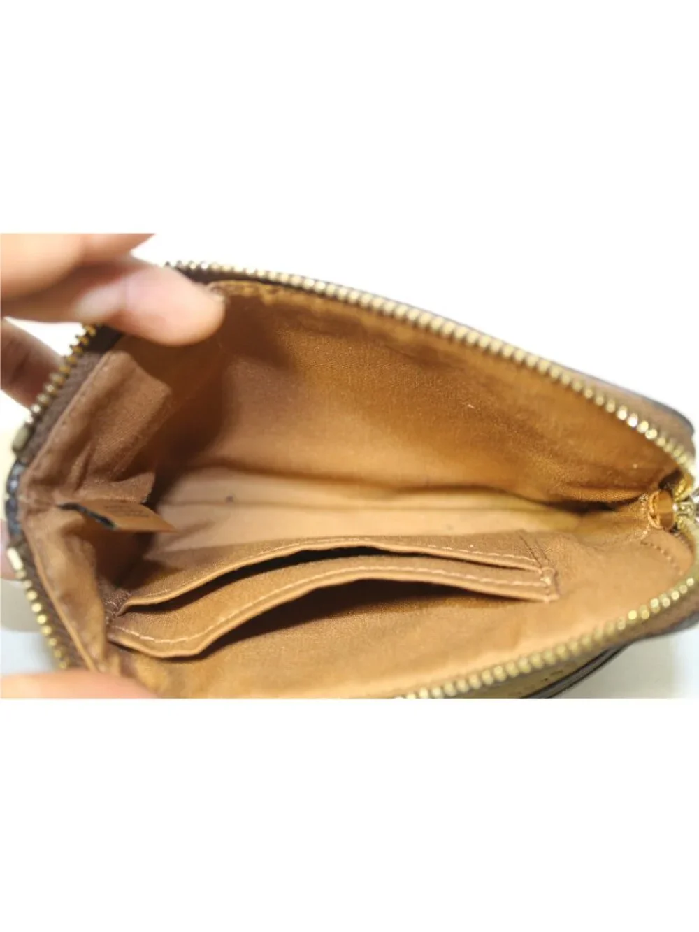 Coach Corner Zip Wristlet Signature Canvas Khaki Chalk 58035 IMDJ8